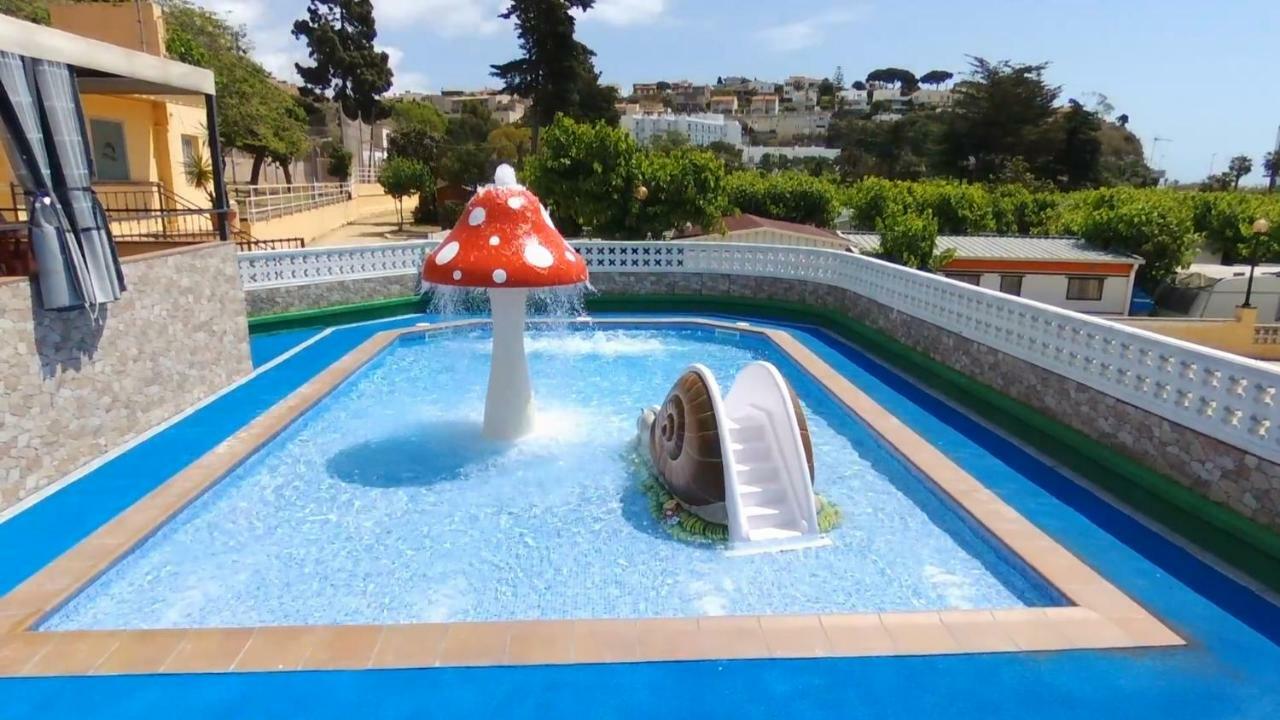 Camping Victoria Canet De Mar Buitenkant foto